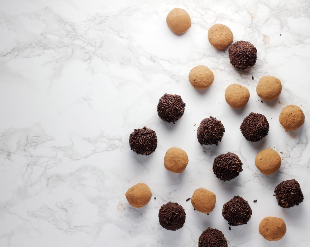 Natural Homemade Peanut Butter Protein Balls